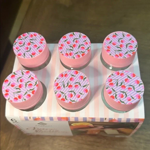 Gourmet Kitchen 6 pack of 8oz juice bottles - Picture 2 of 3